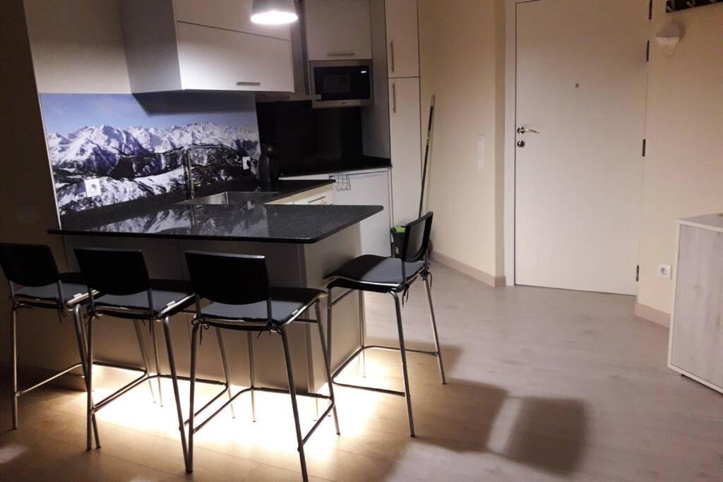 Nuevo Y Acogedor Apto En Vielha-Betren. Con Garaje Apartment Екстериор снимка